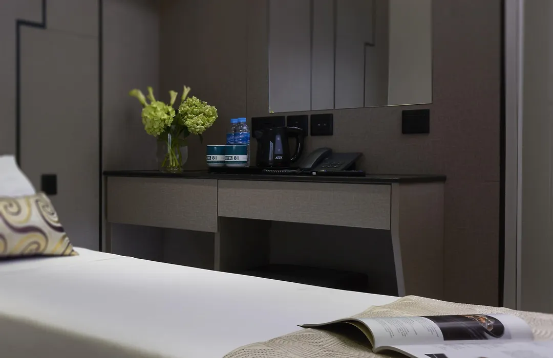 Hotel 81 Gold-1