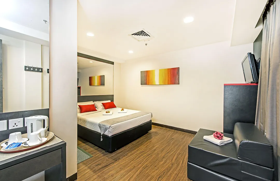 Hotel 81 Heritage-1