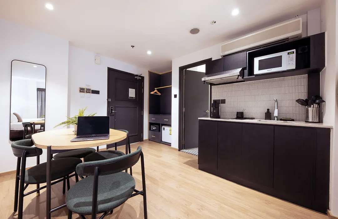 Owen House By Hmlet-1