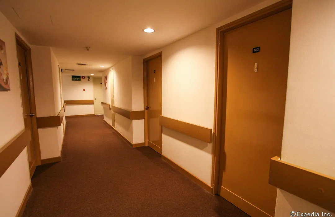 Hotel Supreme-1