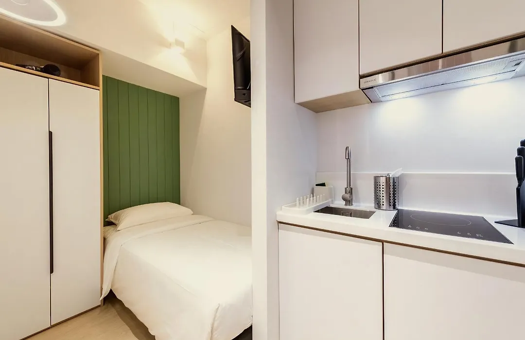 Hmlet Essentials Kallang-1