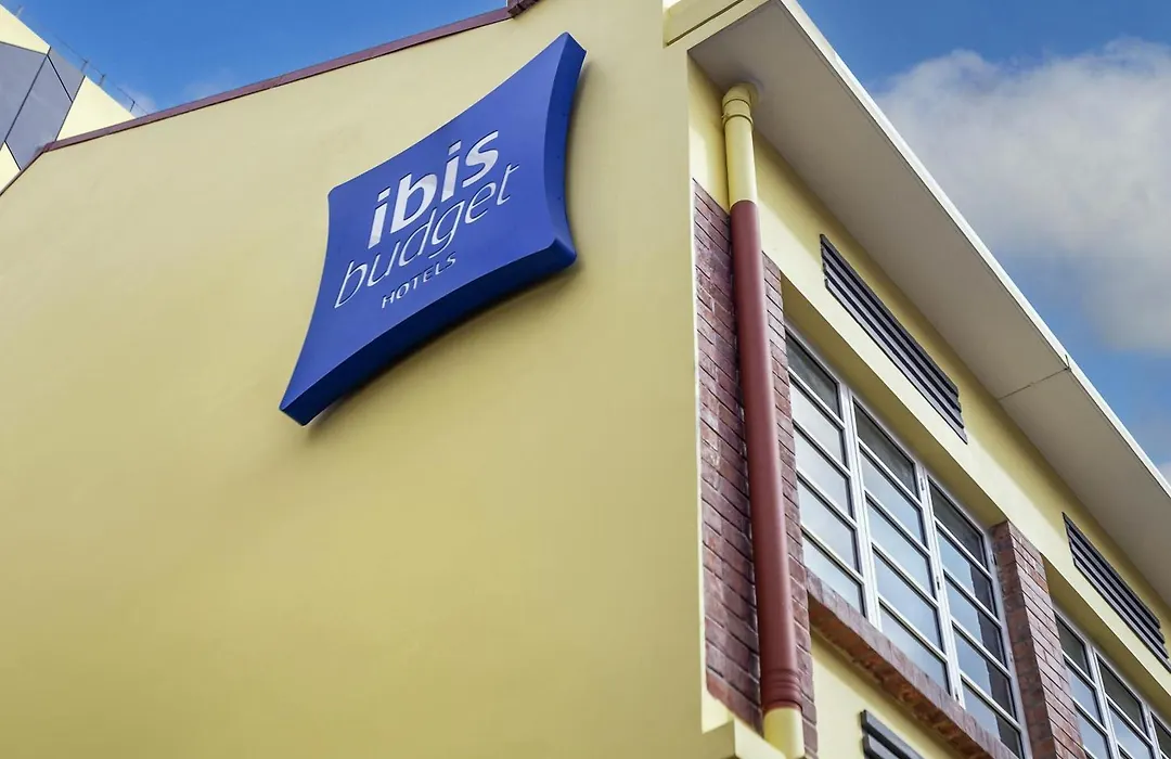 Ibis Budget Singapore Gold-1