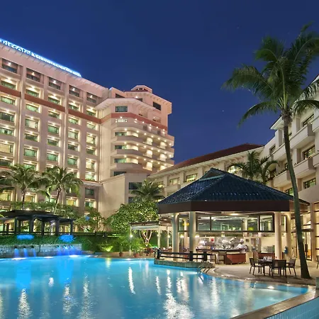 Paradox Singapore-3