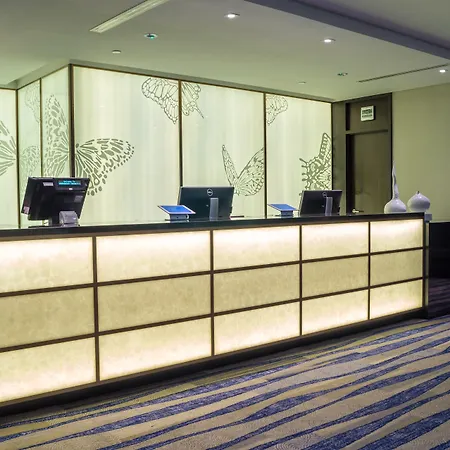 Ambassador Transit Lounge Terminal 3-2