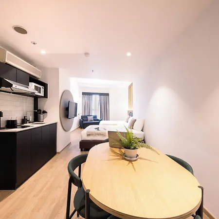 Owen House By Hmlet-2