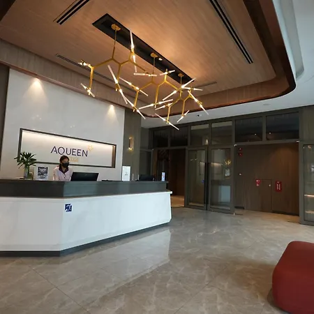 Aqueen Prestige Hotel Jalan Besar-3