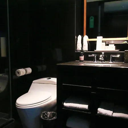 Orchard Hotel Singapore-3