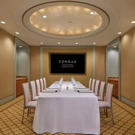 Conrad Singapore Marina Bay-3