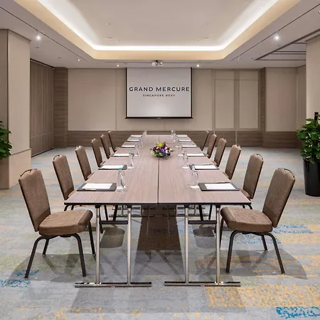 Grand Mercure Singapore Roxy-3