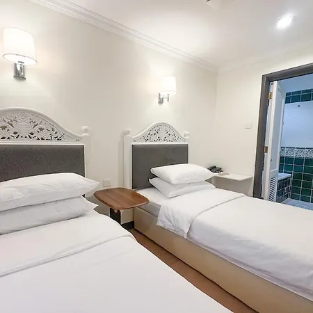 Inn At Temple St By Q Loft Newly Renovated-3