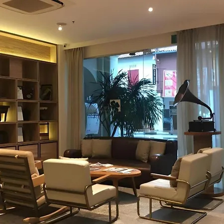 Hotel Clover 769 North Bridge Road-3