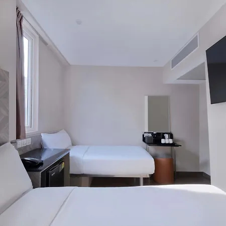 Ibis Budget Singapore Dahlia-2