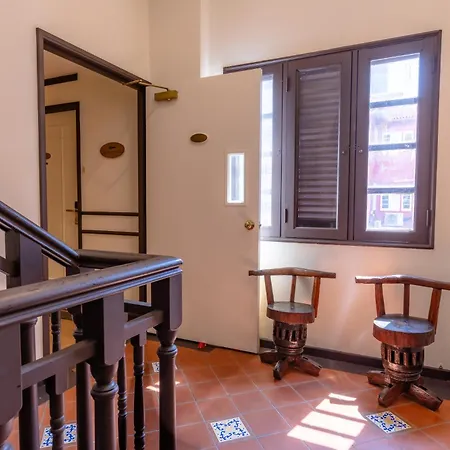 Inn At Temple St By Q Loft Newly Renovated-3