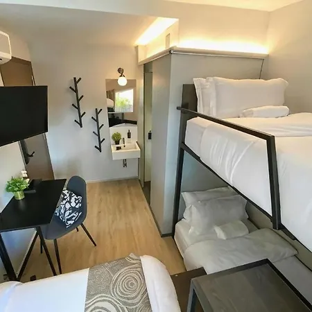 St Signature Bugis Beach, Dayuse, 8-9 Hours, Check In 8Am Or 11Am-3