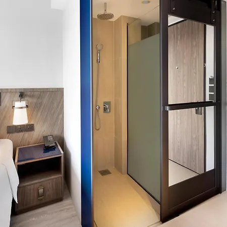 Travelodge Harbourfront Singapore-2