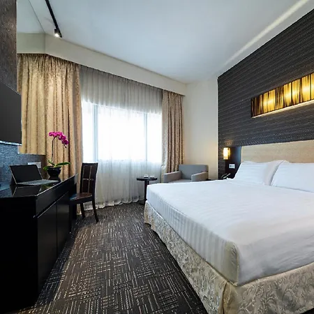 Hotel Royal Queens-2