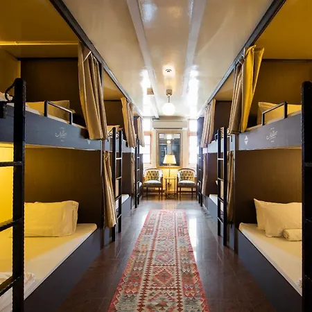 Adler Hostel (Adults Only)-3