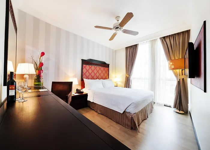 Hotels in SingaporeVillage Albert Court By Far East Hospitality