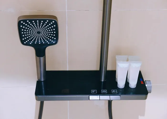 Hotels in SingaporeRest Bugis