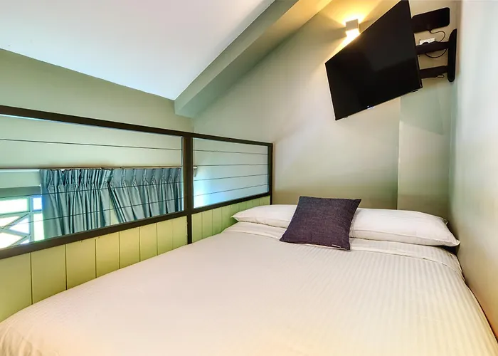 Hmlet Essentials Kallang Singapore
