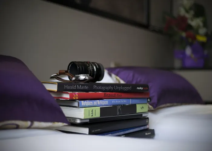 Hotel 81 Premier Hollywood Singapore