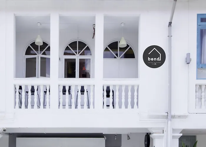 Bond Boutique Capsule Hotel @ Bugis Singapore