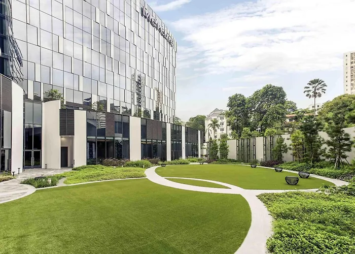 Hotels in SingaporeMercure On Stevens