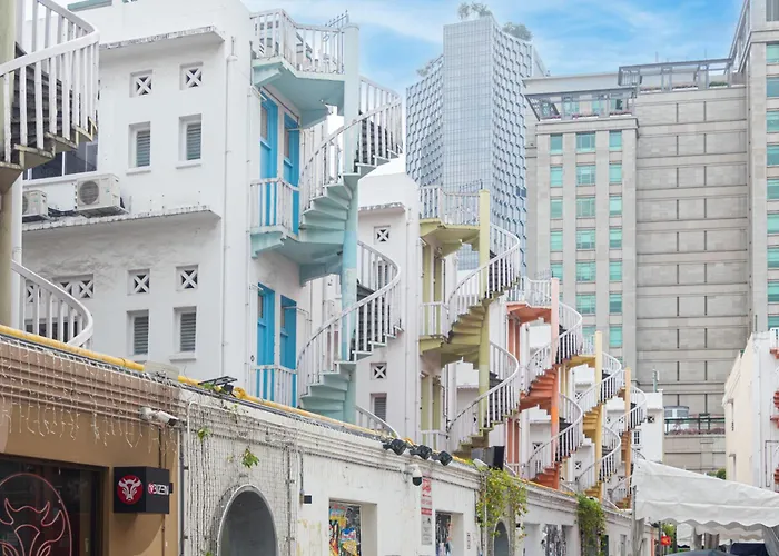 The White House - Serviced Residences By Cove & Belle Living Singapore