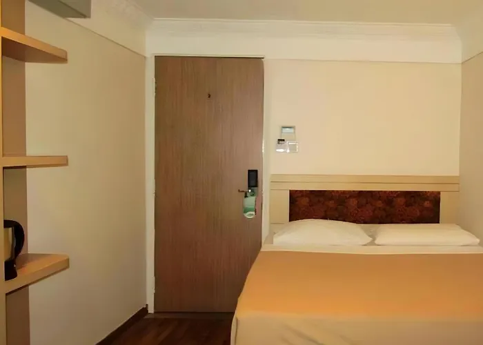 Arianna Hotel Singapore