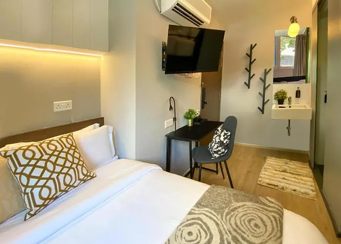 St Signature Bugis Beach, Dayuse, 8-9 Hours, Check In 8Am Or 11Am Singapore