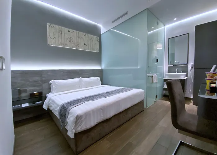 Bliss Hotel Singapore