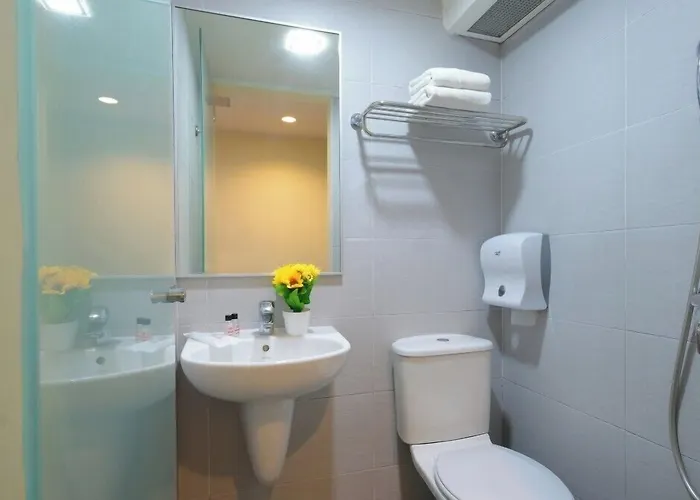 Sandpiper Hotel Singapore